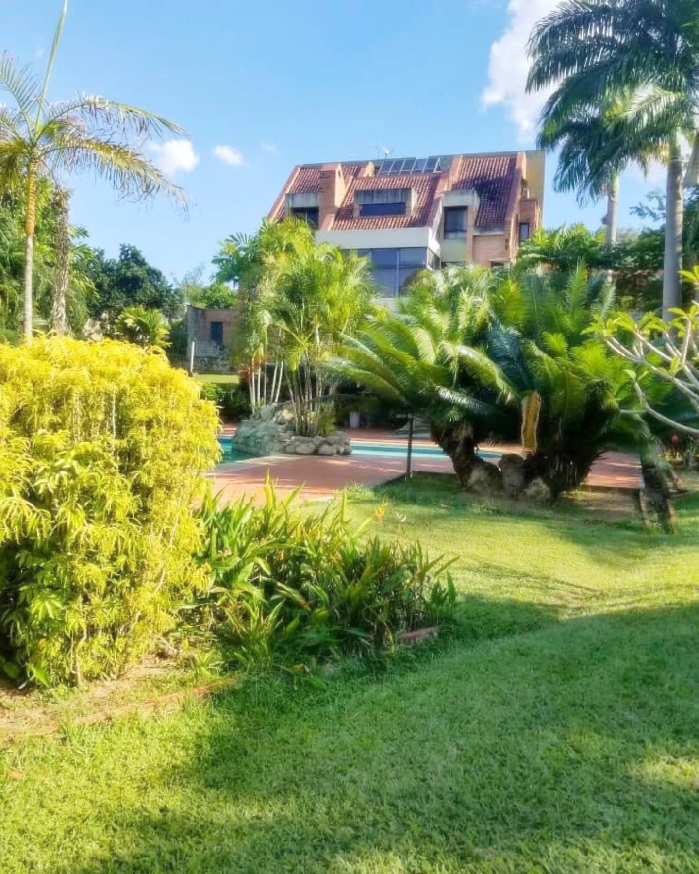 Your Private Oasis in Guataparo Country Club